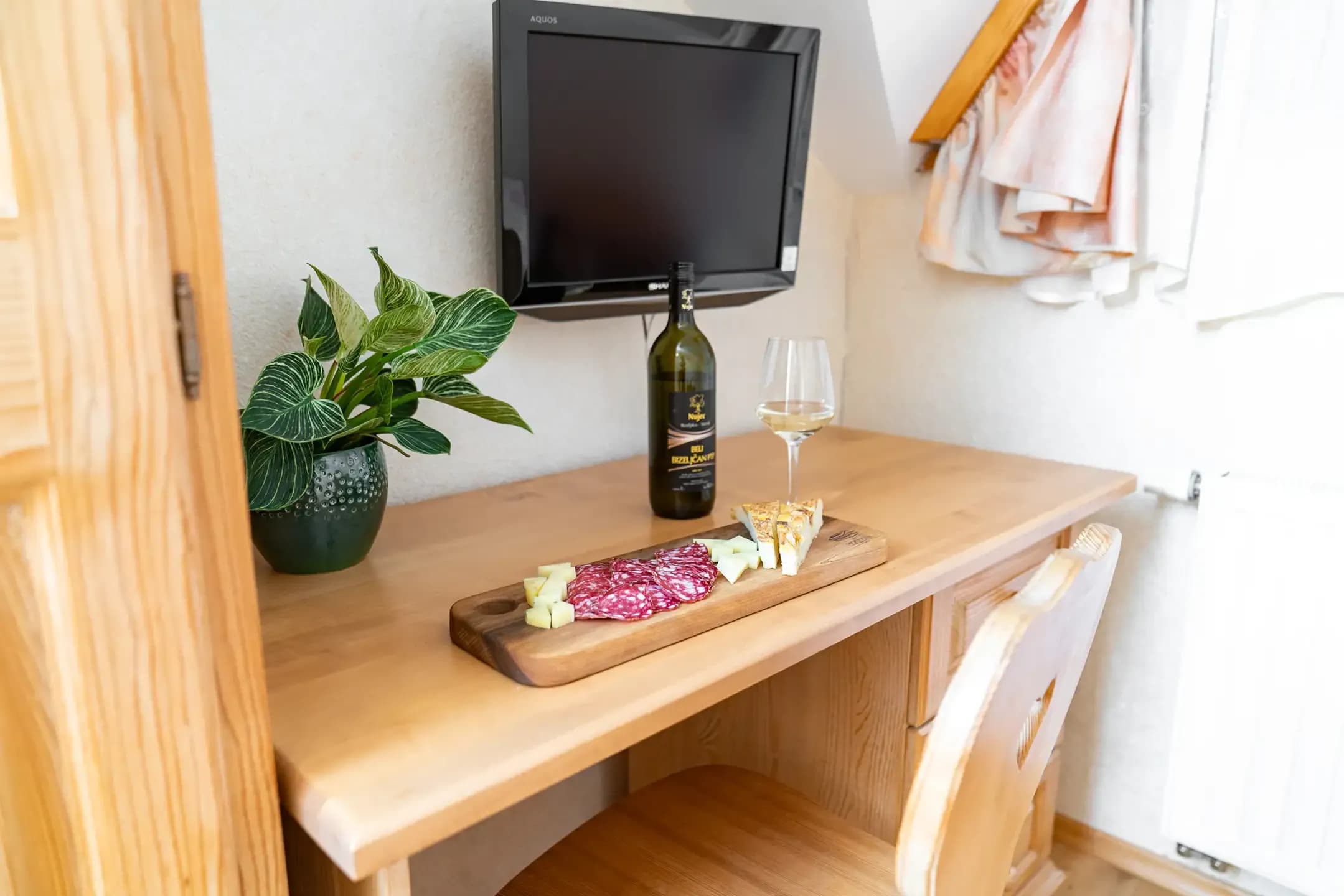 Soba 1 – Gostišče Močivnik
