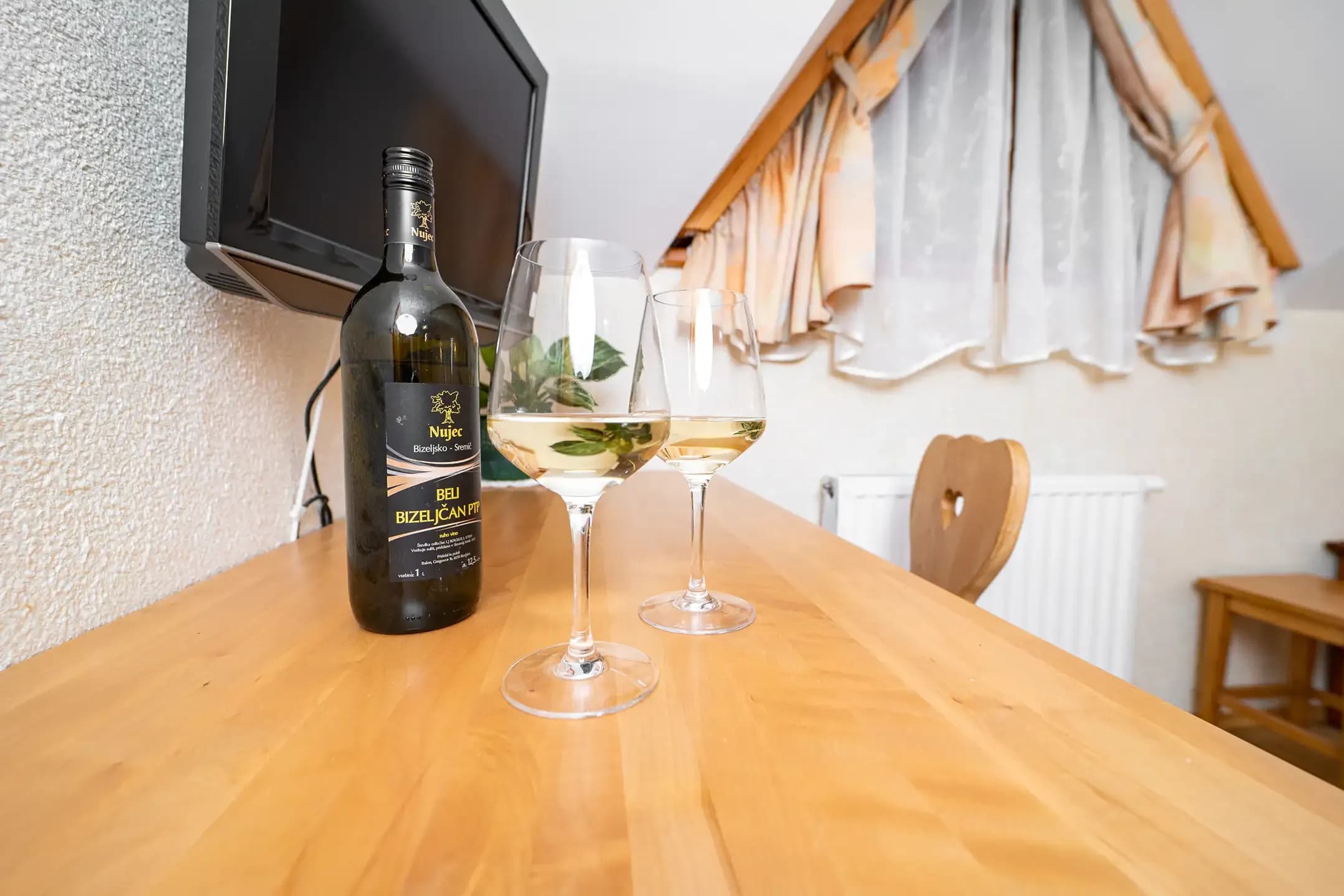Soba 5 – Gostišče Močivnik